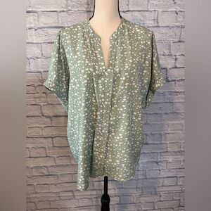 SHEIN Green Floral Blouse